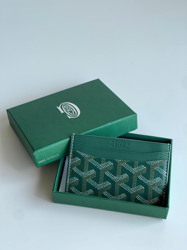 Cardholder 1