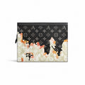 White-black clutch