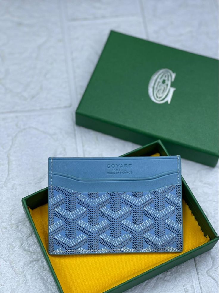 Cardholder 3